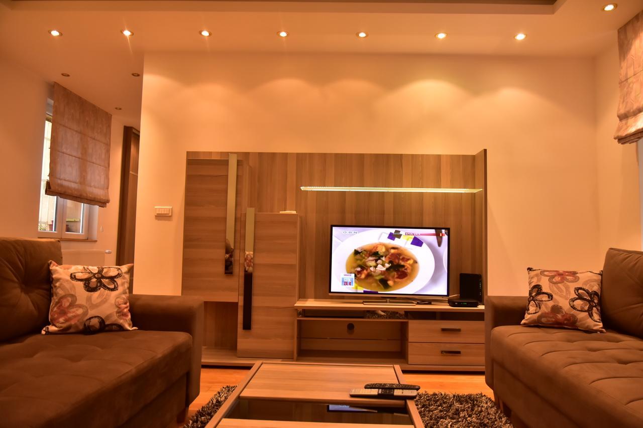 Ferhadija Luxury Apartment SJJ Exteriér fotografie