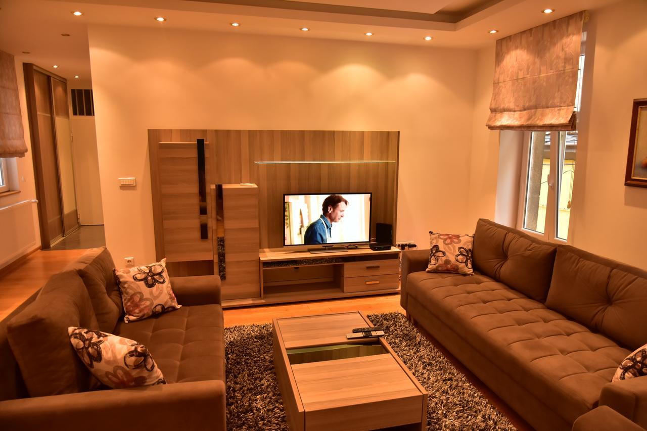 Ferhadija Luxury Apartment SJJ Exteriér fotografie